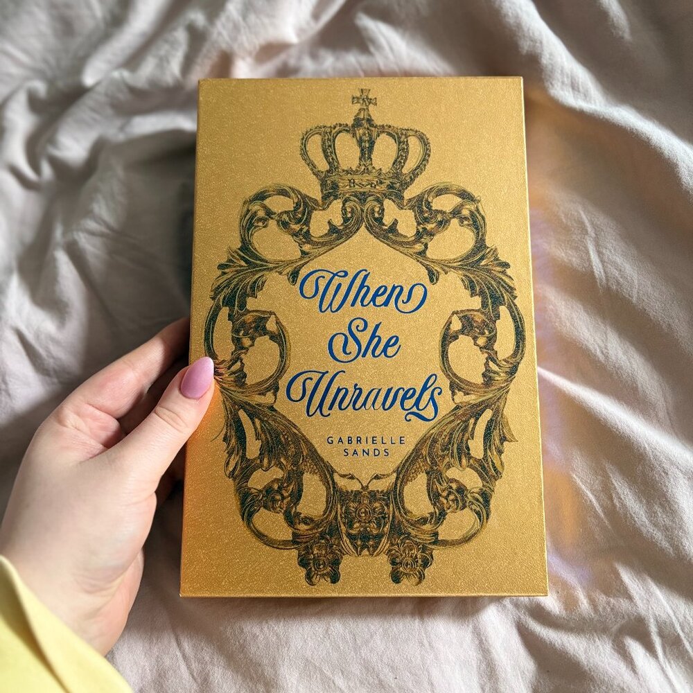 When She Unravels by Gabrielle Sands (Darkly Box)